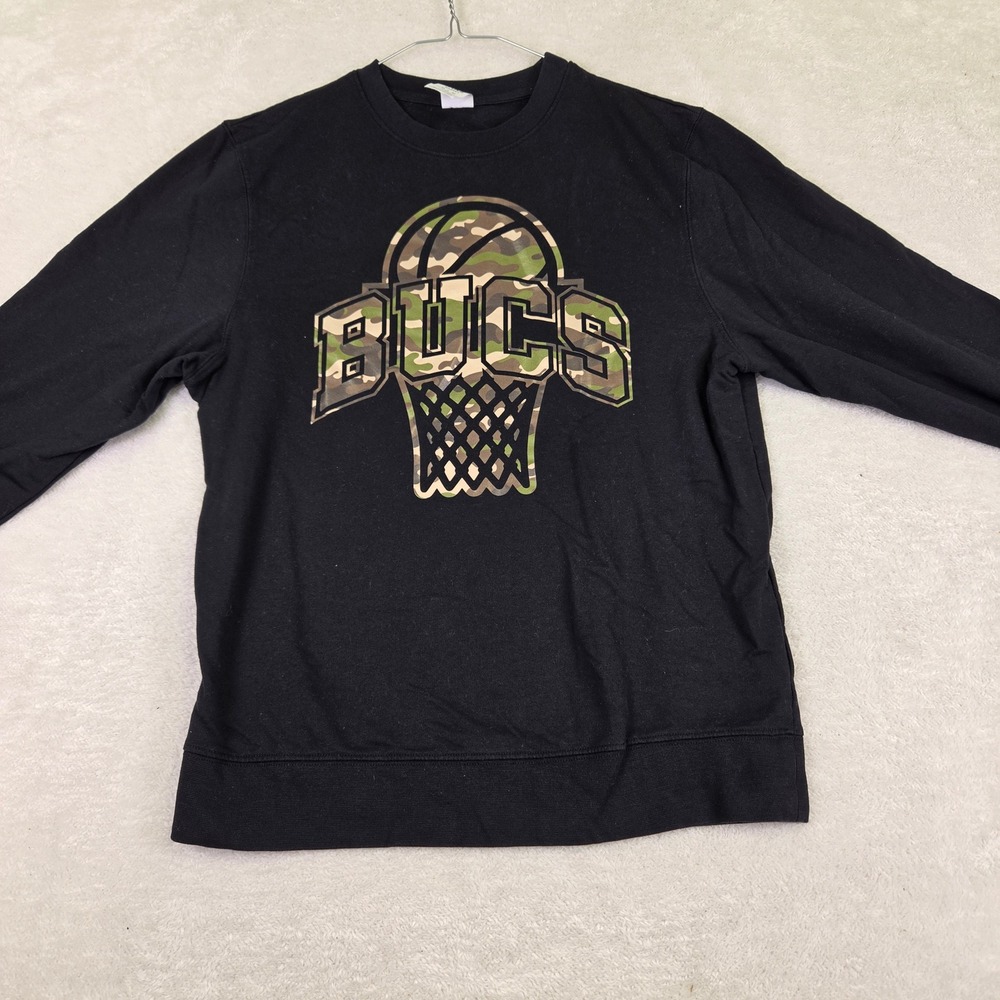 Make Market Bucs Buccaneers Basketball Camo Graphic Sweatshirt Black Mens Medium